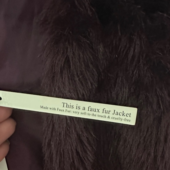 New! Forever 21 Deep Purple Faux Fur Vest sz 2X - Picture 8 of 9